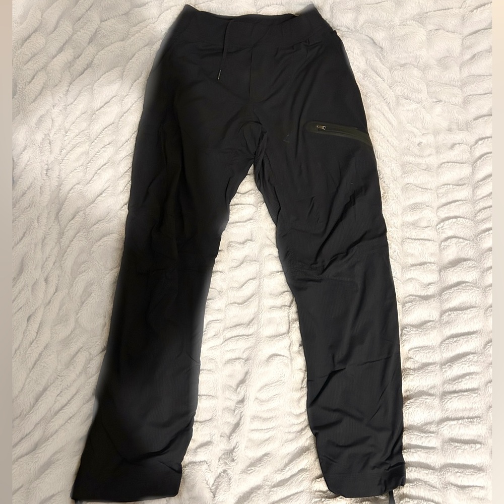 lulu lemon sweatpants🖤